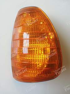 Feu clignotant avant gauche - HELLA - MERCEDES BENZ W123