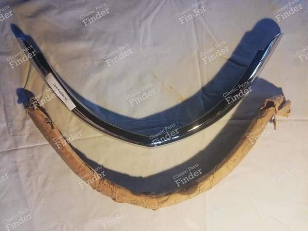 Zwei verchromte Zierleiste / Kühlergrillelemente - OPEL Kapitän - K 22 030- 0