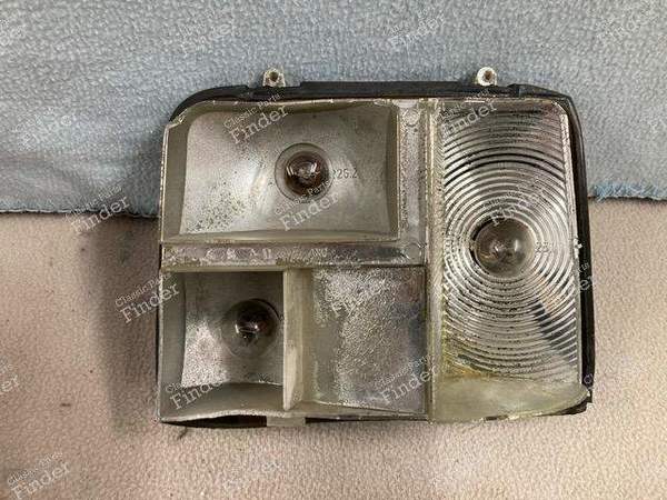 Bloc feu arrière droit - PEUGEOT 205 - 0