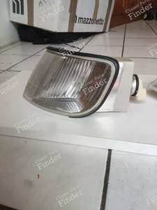 2 left and right front indicators - Phase 1 - RENAULT Safrane - 7700808309- thumb-8