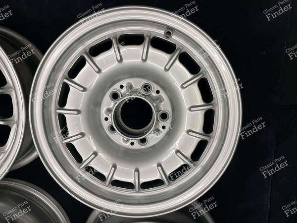 Original Baroque wheels 'Fuschsfelgen' 6Jx14 ET30 - MERCEDES BENZ S (W126) - 1264001902- 3