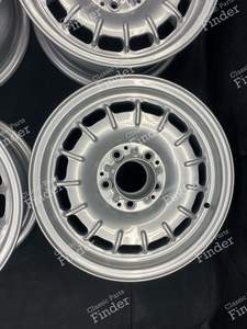 Original Baroque wheels - 6.5Jx14 ET30 - MERCEDES BENZ W108 / W109 - 1084001002- thumb-3
