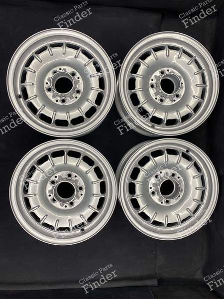 Original Baroque wheels for W123 5.5Jx14 ET30 1234001702 - MERCEDES BENZ W123 - 1234001702- 1