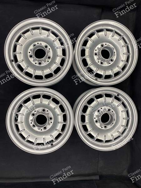 Jantes Baroque originales Fuschsfelgen 5.5Jx14 ET30 1234001702 - MERCEDES BENZ W123 - 1234001702- 1