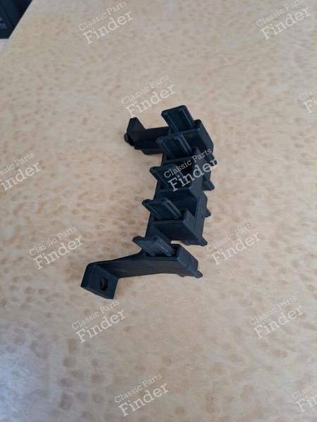 Ferrari Testarossa / 512 TR Grill Stütze hinten - FERRARI Ferrari Testarossa / 512 TR/M - 6190900- 1