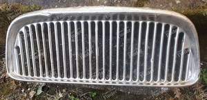 Calandre métal pour Renault 4 pour RENAULT 4 / 3 / F (R4)