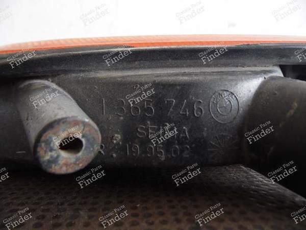 CLIGNOTANT DROIT 63131365378 BMW E21 - BMW 3 (E21) - 63 13 1 365 378- 6
