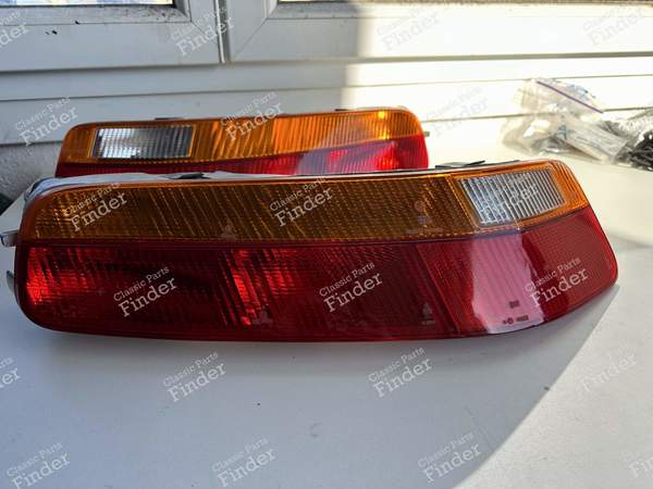 Feux arrière - PORSCHE 928 - 92863148401 (R) / 92863148300 (L)- 1