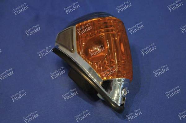 Blinker links und rechts - MERCEDES BENZ W110 - K23239- 1
