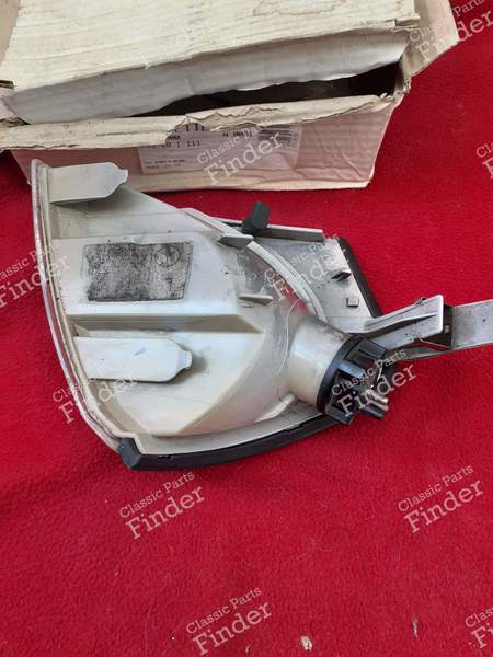 Left front turn signal - MERCEDES BENZ C (W202) - A2028260743- 1