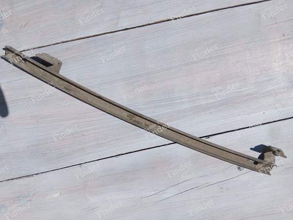 Glasführungsschiene - vordere linke Tür - MERCEDES BENZ /8 (W114 / W115) - 1