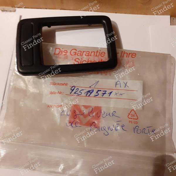 Interior door handle trim - AX and 205 - PEUGEOT 205 - 0