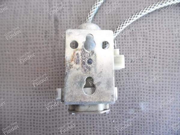 WINDSHIELD WASHER PUMP 823955651 PORSCHE 944 & 924 - PORSCHE 924 - 823 955 651- 9