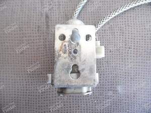 WINDSHIELD WASHER PUMP 823955651 PORSCHE 944 & 924 - PORSCHE 924 - 823 955 651- thumb-9