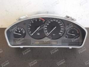 COMBINATION OF INSTRUMENTS - BMW 8 (E31)