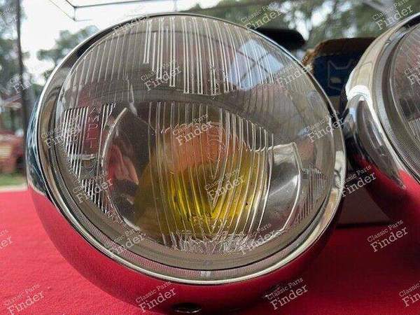 Two MARCHAL AMPLILUX headlights for DS/ID, or others - PEUGEOT 404 Coupé / Cabriolet - 61282203 (?)- 7