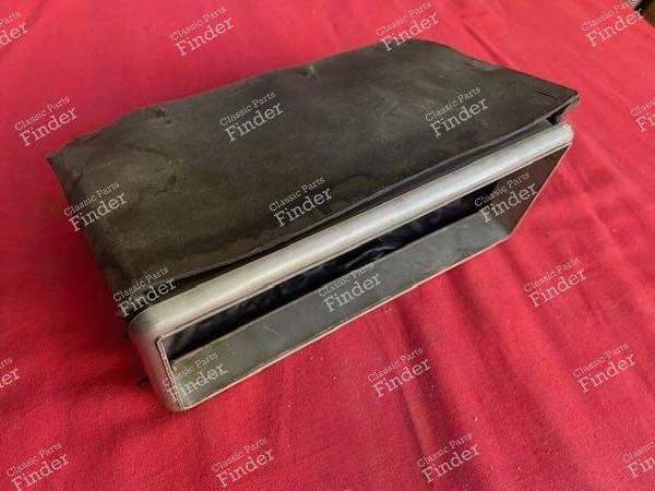 Boîte à gants R8 Gordini - RENAULT 8 / 10 (R8 / R10) - 3