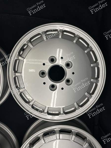 Jantes en alliage originales 'Gullideckel Fuchsfelgen' 5Jx14 ET50 - MERCEDES BENZ 190 (W201) - 2014000702- 2