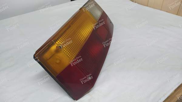 Two left rear lights - RENAULT 14 (R14) - 20710 (G)- 4