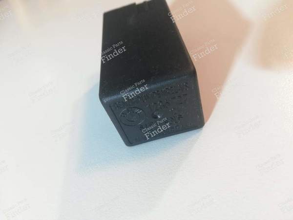 Relais Kraftstoffpumpe - BMW 3 (E30) - 1286727 / 5WK2221- 2