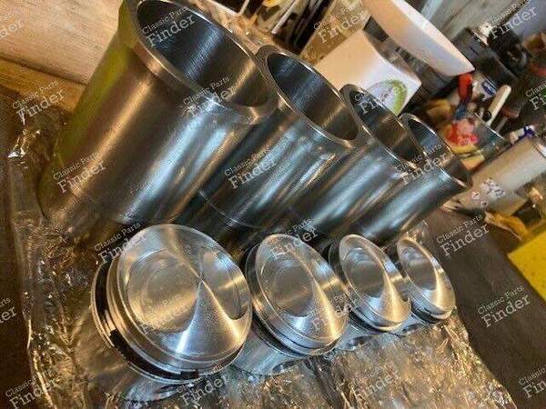 Jeu de chemises pistons segments axes - R8 Gordini & Alpine A110 - RENAULT 8 / 10 (R8 / R10) - 2