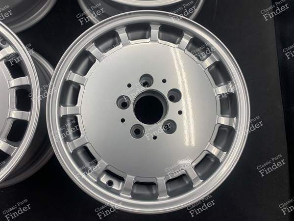 Original 'Sportline Gullideckel' Leichtmetallfelgen 7Jx15 ET41 - MERCEDES BENZ E (W124) - 1244010902- 4