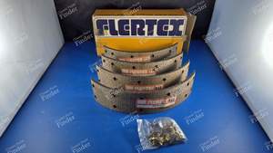 Set of 4 rear brake shoe linings - RENAULT 12 / Virage (R12)