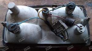 Taillight plate - PEUGEOT 304 - 8076K / 647G- thumb-1