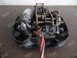 FRONT SOFT TOP CLOSURE - 996 & 997 CABRIOLET - PORSCHE 911 (996) - 99656101701 équivalente à 99756111702, 99756111700 et 99756111701- thumb-2