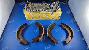 Satz von 4 Bremsbacken für hintere Trommelbremsen - 160X26MM - RENAULT 4 / 3 / F (R4)