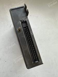 Calculator - Version 200 Quattro Turbo - AUDI 100 / 200 / 5000 (C3) - 035905383R- thumb-1