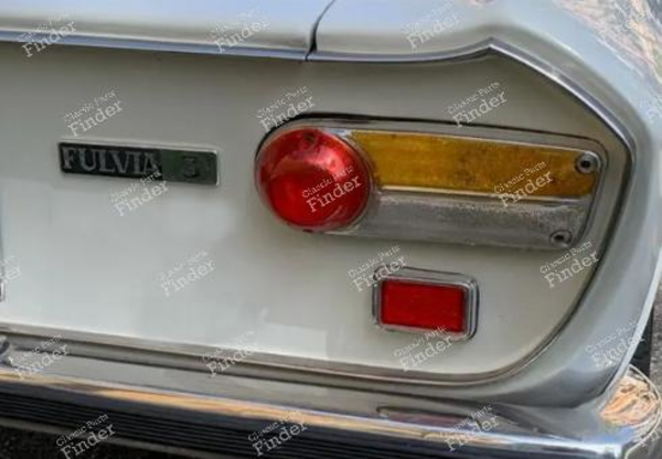 Profilé inox - Moulure arrière - LANCIA Fulvia - 2248686- 1