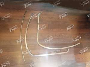 Verchromte Zierleisten an der Windschutzscheibe - CITROËN CX