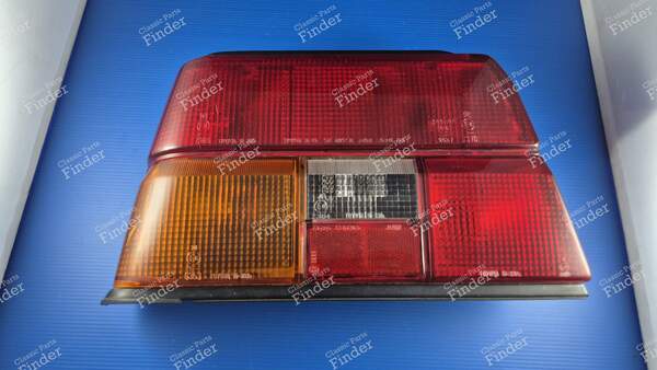 Komplettes linkes Rücklicht - TOYOTA Tercel - 3