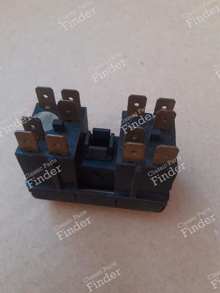 Electric window opener switch - FIAT-PININFARINA 124 Spider / 2000 / Azzura / Spidereuropa - 4464197- 1