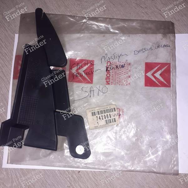 Plastic cover for horn protection - CITROËN Saxo - 742969- 1