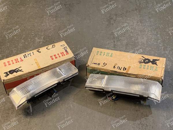 2 Flashers / Nightlights - CITROËN Ami 8 / Super - 431- 1