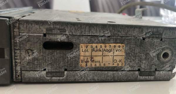 Radio Becker Mexico Cassette & Amplifier - MERCEDES BENZ /8 (W114 / W115) - M100162- 2