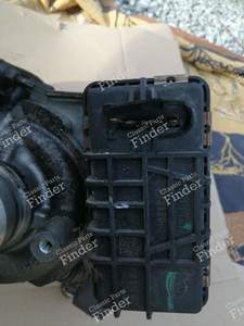 Turbo + manifold - PEUGEOT 607 - 4U3Q-6K682-AK- thumb-1