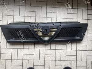 Grille - latest generation - ALFA ROMEO 75