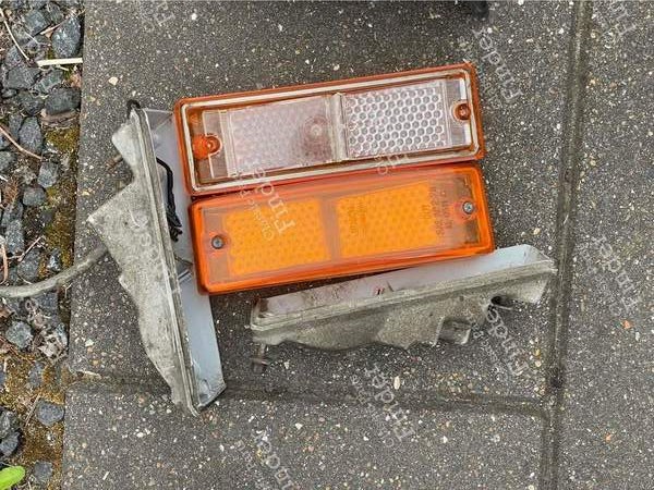 Front turn signal cover - US version - PORSCHE 911 / 912 E (G Modell) - 91163191600 (?) / SAE AP2 78