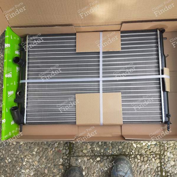Radiateur - Phase 1 essence - RENAULT Scénic II - 732316- 0