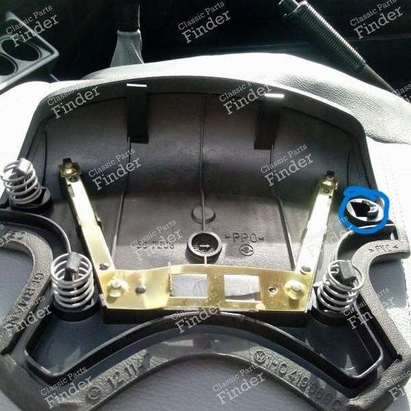 Large column steering wheel - VOLKSWAGEN (VW) Golf III / Vento / Jetta - 1H0419091T- 1