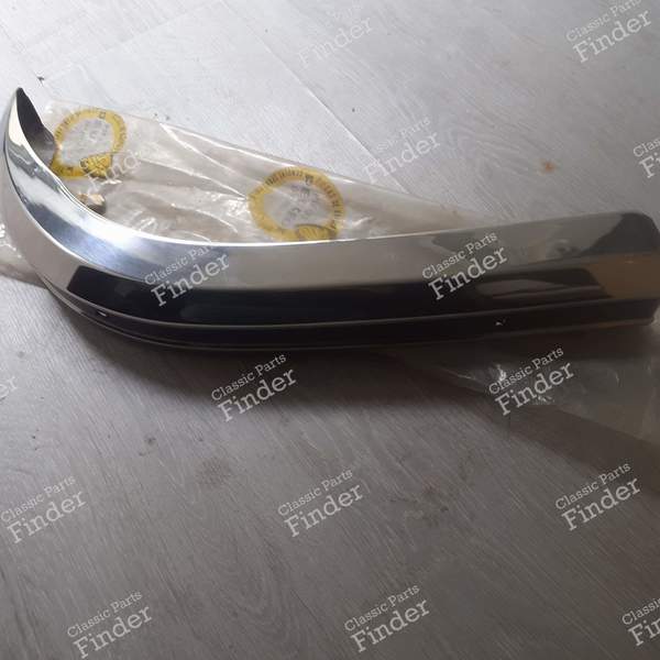 Left rear bumper corner for 204 or 304 station wagon - PEUGEOT 204 - 7411.44- 1