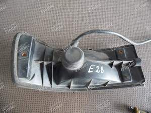 CLIGNOTANT DROIT 63131373298 BMW E28 - BMW 5 (E28) - 1366572- thumb-7
