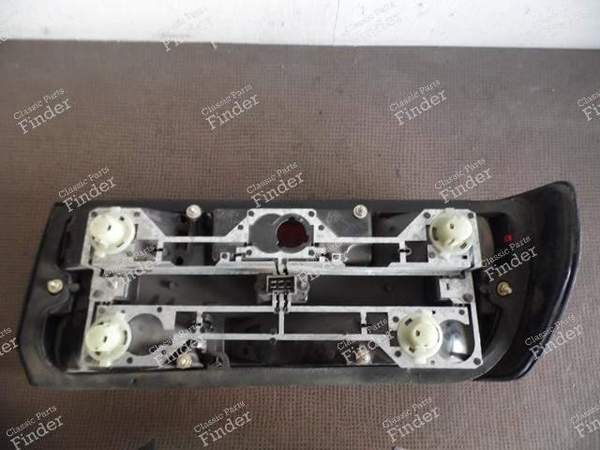 RECHTES RÜCKLICHT - BMW 5 (E28) - 6321381364- 9