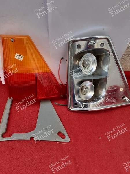 Feu arrière gauche complet - AUSTIN Maxi - L817- 1