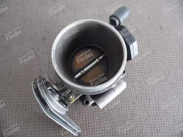 CORPS PAPILLON - PORSCHE 944 - 94411009104- 1