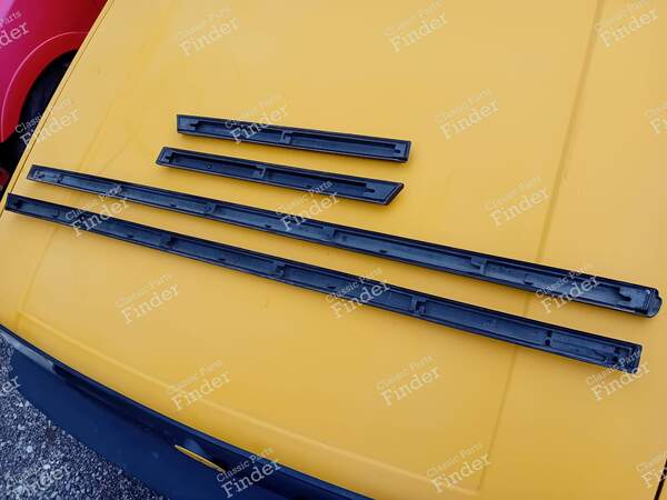 Thin trim strips, 3-door version - GTI and G60 versions - VOLKSWAGEN (VW) Golf II / Jetta - 191 853 515 D / 191 853 516 D / 191 853 535 D / 191 853 536 D- 3