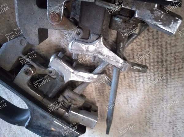 Türgriffe außen - MERCEDES BENZ W123 - 2